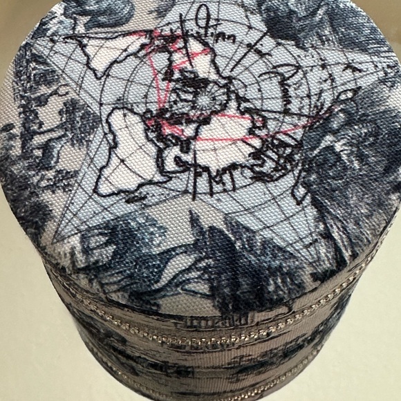 DIOR AROUND THE WORLD Jewelry case accessory - Picture 1 of 7